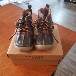 Infant-toddler boots
